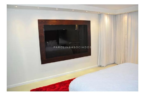 Apartamento De 3 Dormitorios En Torre Imperiale, Punta Del Este.