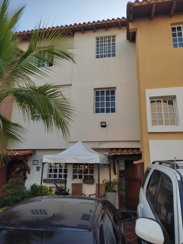 Imagen 2 de 10 de Town House En Venta Conj Resd Villas Martinique - Lecheria