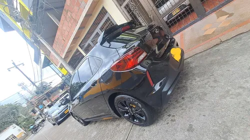 Chevrolet Onix 1.0T Rs Mt