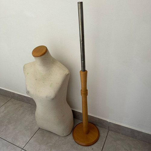 Maniqui Para Modista Con Pie De Madera Modelo Mujer Adulta Blanco (Usado)