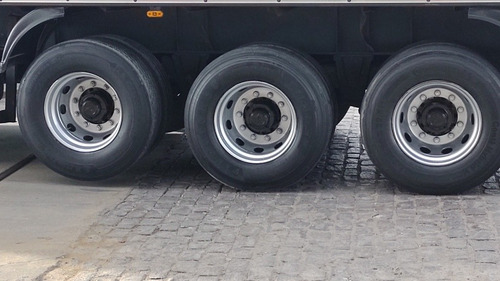 Carreta Baú