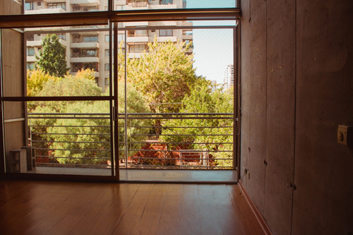 Duplex A Pasos De Plaza Ñuñoa, Irarrázaval, Metro Chile Espa