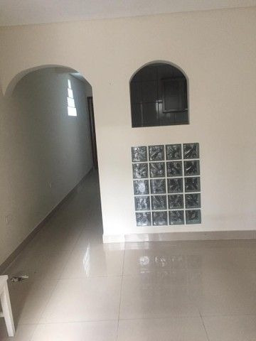Imagem 1 de 14 de Casa Térrea Locação 2 Suítes R$ 2.000,00 Jaguaré - Ca0488