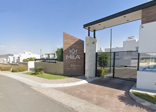 Casa En Venta En Condominio Milá Residencial , Juriquilla, Querétaro En Calle De Circuito Pizarra # 622. Cd*