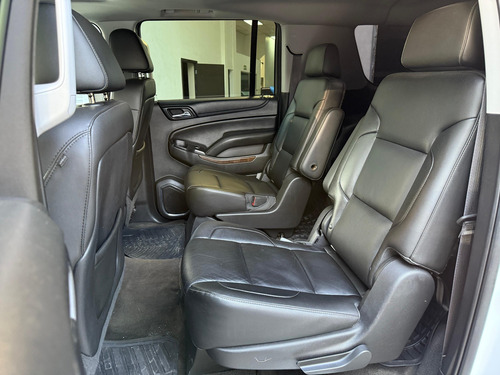 Chevrolet Suburban 5.3 Ltz V8 4wd 2da Cubo At