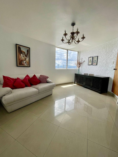 Inmocity Inmobiliaria Alquila Penthouse Avd Andres Bello Torre Andres Bello