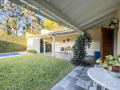 Imagen 18 de 20 de Casa En Venta En Una Planta En Acassuso, Vías A Libertador.