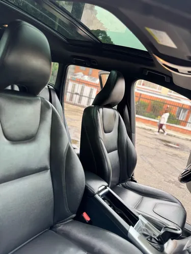 Volvo XC60 2.5 T5 Awd Momentum