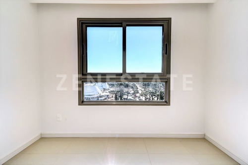 Venta De Apartamento 1 Dormitorio En Roosevelt