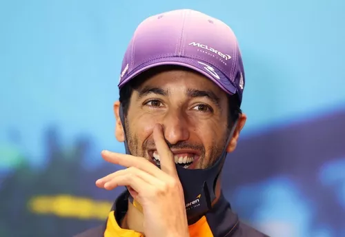 Novo Boné Original Mclaren F1 Team - Daniel Ricciardo 2022