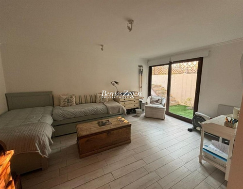 Casa En Venta De 4 Dorm. Lo Barnechea Townhouse Oportunidad