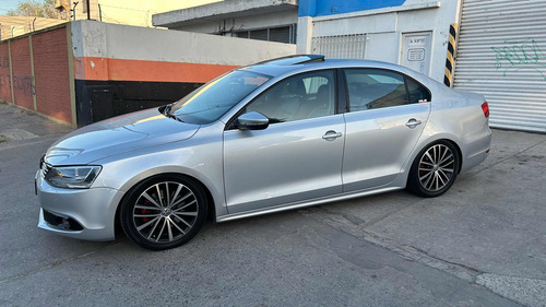 Volkswagen Vento 2.0 Sportline Tsi 200cv