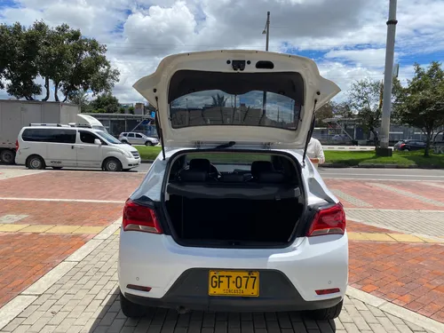 Chevrolet Onix 1.4 Ltz 5 p