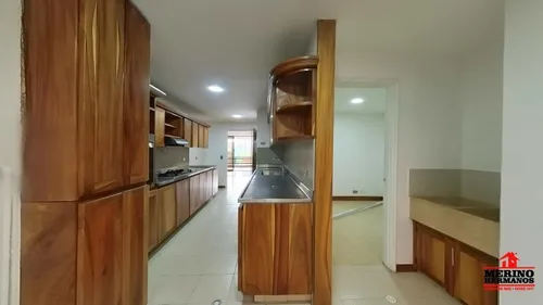 Apartamento En Arriendo En Medellín - El Poblado