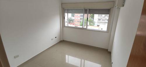 Imagen 14 de 17 de Hermoso Departamento En Villa Ballester. Nuevo Valor