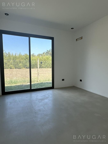 Imagen 18 de 30 de Venta - Excelente Casa Moderna Ubicada En Pilar, Barrio Privado - Bayugar Negocios Inmobiliarios