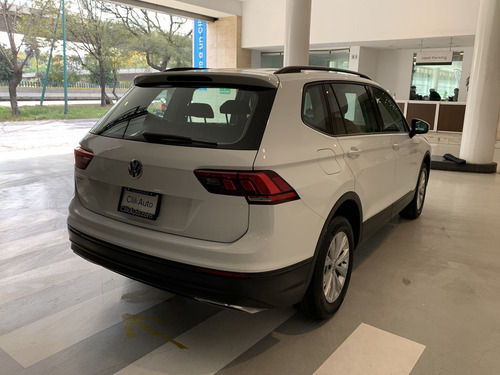 Imagen 11 de 15 de Volkswagen Tiguan 2020 1.4 Trendline Plus At