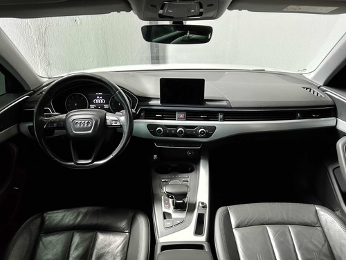 Audi A4 2.0 Tfsi Attraction S-tronic 4p