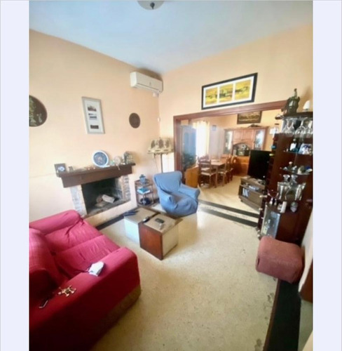 Dueño Vende Casa, 3 Dormitorios Gran Potencial De Terreno