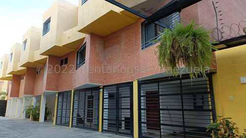 Town House En Venta Manantial Naguanagua Obra Blanca Anra 24-8317