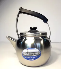 Pava 1.6 Litros Acero Inox. Gamuza Platino / Matera