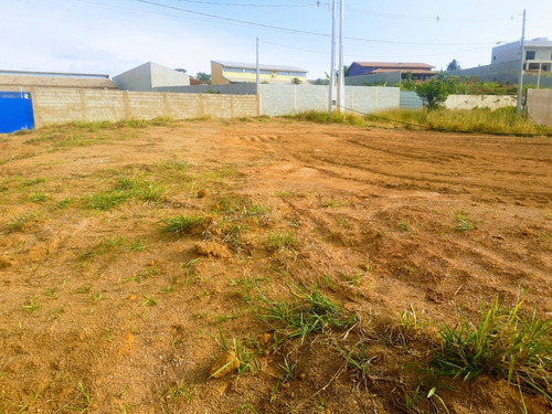 Imagem 14 de 16 de Chácara Em Fase De Acabamento Dentro De Condomínio Fechado!