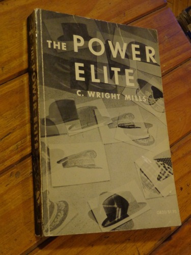 The Power Elite. C. Wright Mills. En Inglés&-.