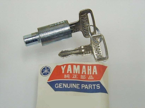 Tranca De Manillar Yamaha Rdc 125 . Nueva Original Japon.