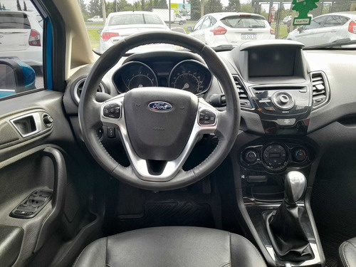 Imagen 12 de 15 de Ford Fiesta 1.6 4p Titanium (kd) 2015
