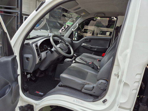 Kia Bongo 2.5 Std 4x2 Rs Turbo S/ Carroceria 2p