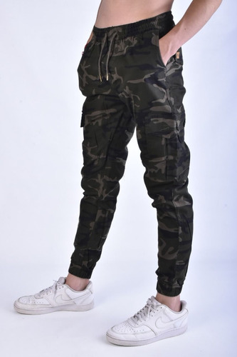 Pantalon Jogger Cargo Gabardina Rigida Camuflado