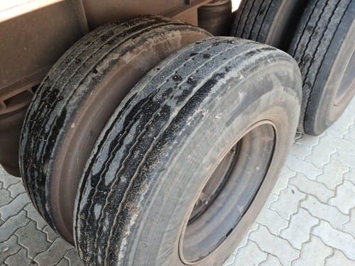 Carreta Bau Furgao 30 Pallets Randon Ano 2011 Com Pneus