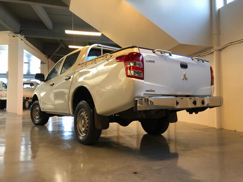 Mitsubishi L200 Nafta 4x4 Único Dueño