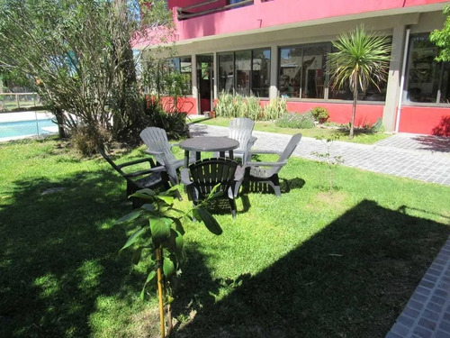 Imagen 5 de 13 de Hospedaje En Gualeguaychú De Habitaciones, Departamentos, Dupex Desde 2 A 9 Personas Con Pileta