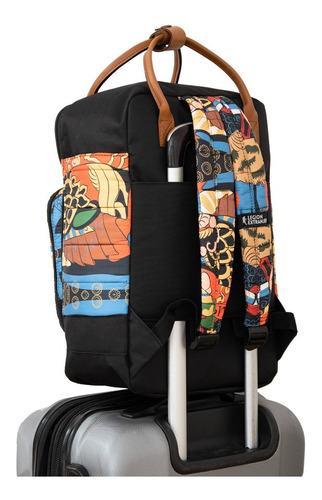 Imagen 3 de 6 de Mochila Atlantyc Mitología