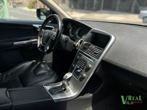 Volvo XC60 2.0 T5 DYNAMIC FWD TURBO GASOLINA 4P AUTOMÁTICO