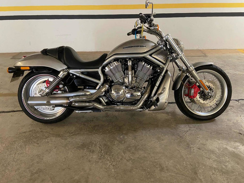 Imagem 1 de 6 de Harley Davidson V Rod