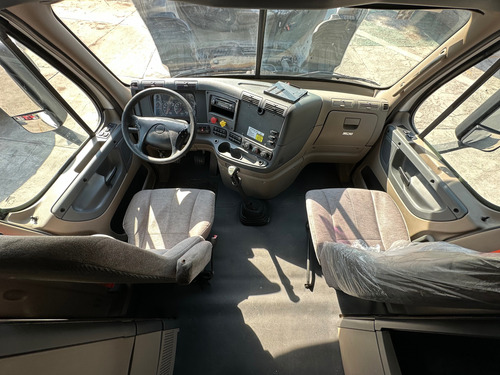 Freightliner Cascadia Motor Dd15 Importado Placas Federales