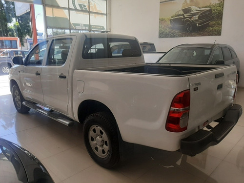 Toyota Hilux 2.5 Cd Dx Pack 120cv 4x2 - H3 2015