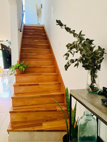 Duplex Venta 2 Dormitorios 2 Baños 2 Cocheras Jardín 88 Mts 2 - Lote150 Mts 2 - Manuel B Gonnet