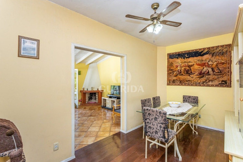 Imagem 8 de 15 de Casa - Cascata - Ref: 209545 - V-209657