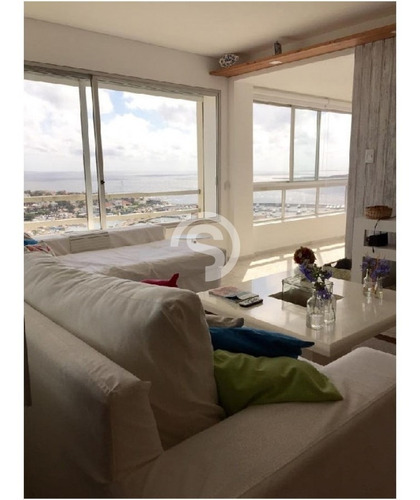 Apartamento En Alquiler - Ref: 3906