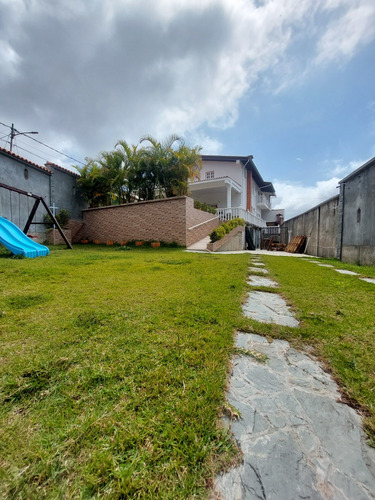 Best House Vende Espectacular Casa En San Antonio De Los Altos Secto El Amarillo