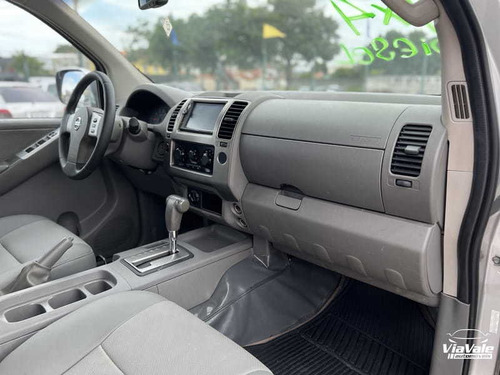Imagem 8 de 11 de Nissan Frontier Le 25 X4 2010