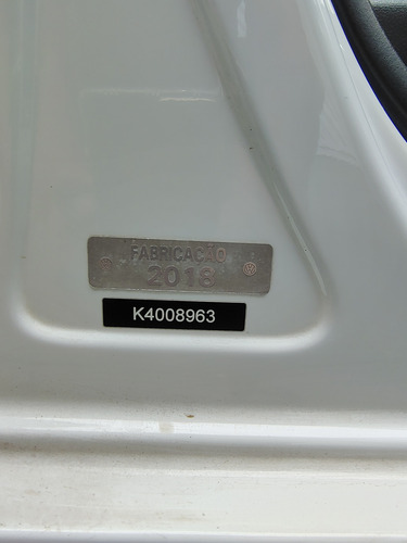 Volkswagen Fox 1.6 Connect Total Flex 5p