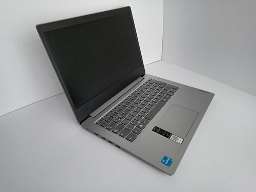 Lenovo Ideapad 3 14 , Core I3, 8 Gb Ram, 512 Gb Ssd Plateado (Usado)