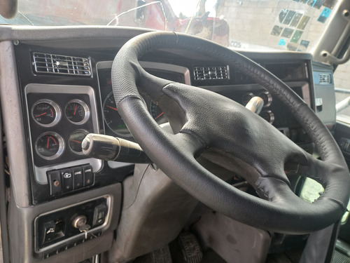 Tractocamion T660