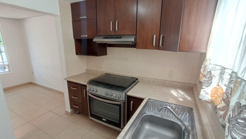 Casa En Venta Las Trojes, Corregidora