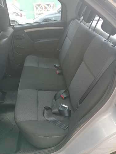 Renault Logan 1.6 Confort