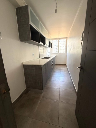 Departamento En Arriendo De 2 Dorm. En Macul
